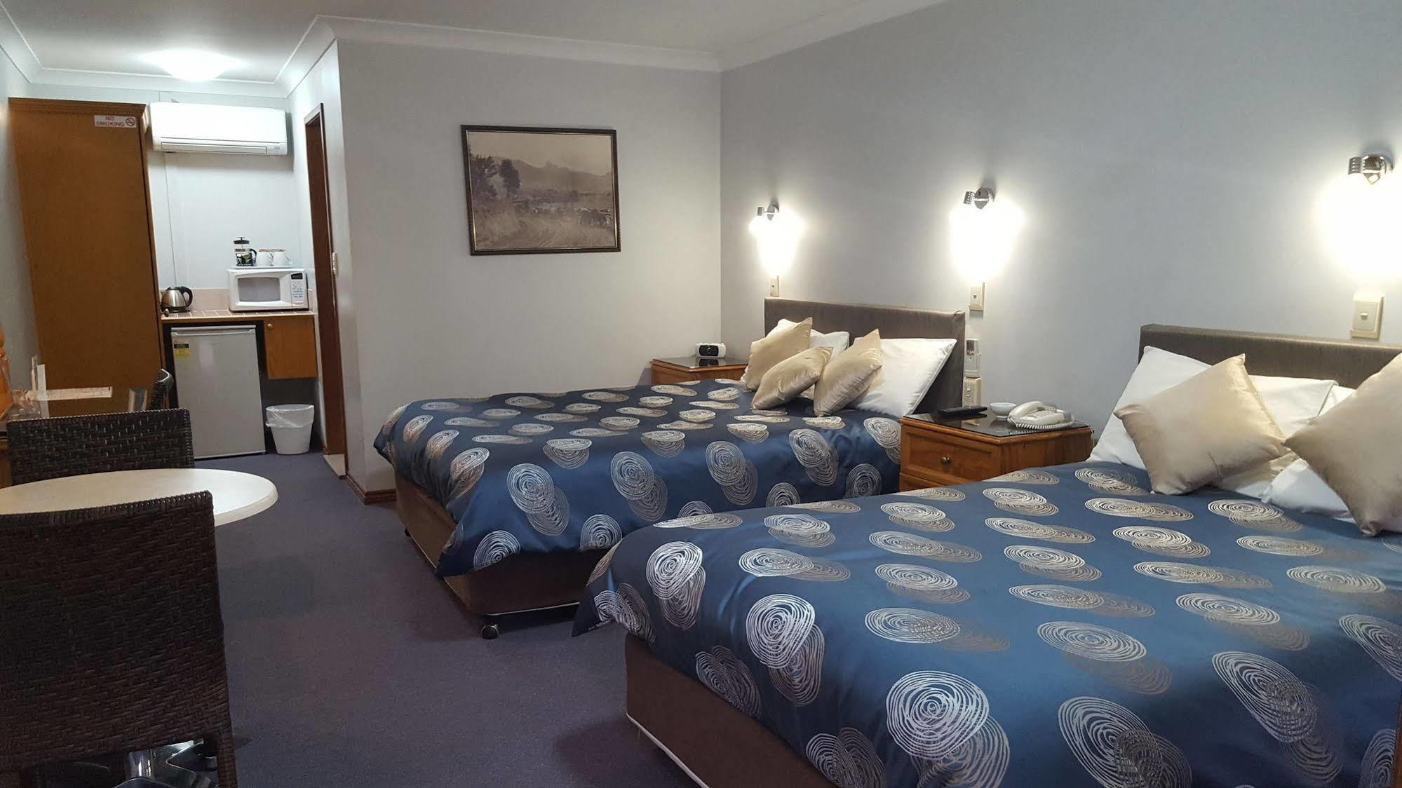 Sandstock Motor Inn 아미데일 외부 사진